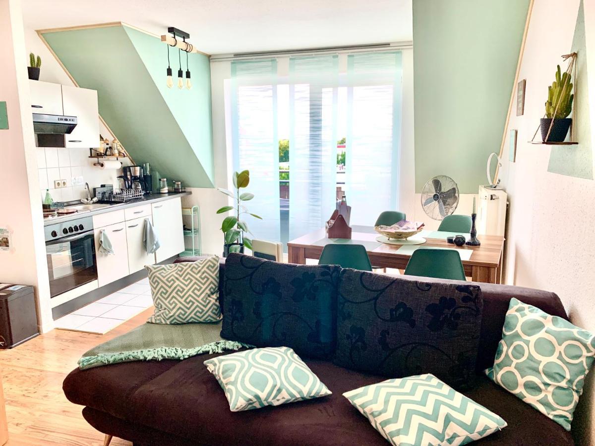 Cottbus-Apartments - Green Apartment I Privat I Wifi I Kueche I Balkon Eksteriør billede